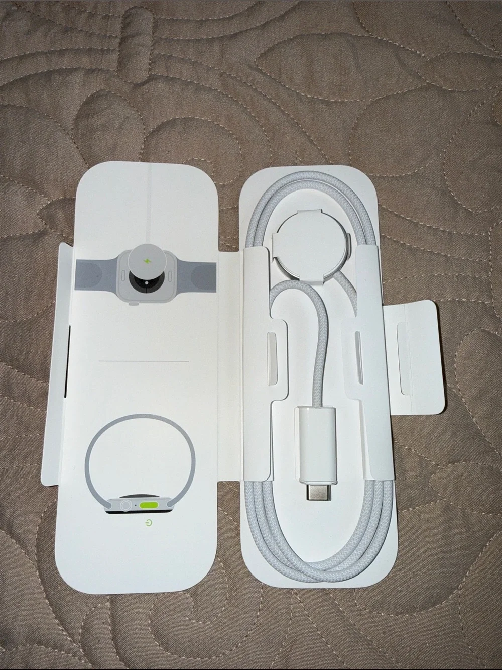 Apple Silver-White Braided USB-C Magnetic Charger for Apple Watch